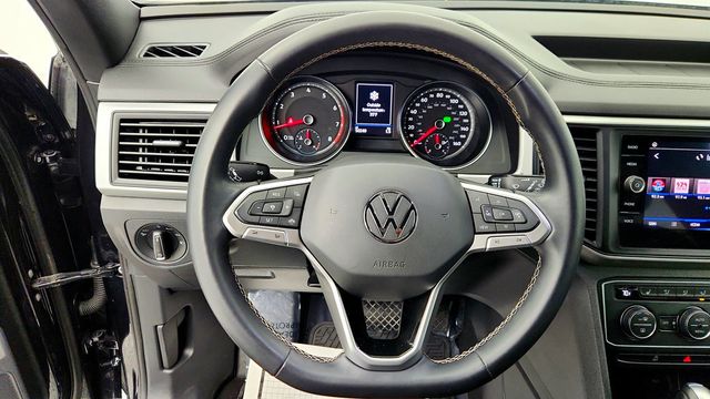 2021 Volkswagen Atlas Cross Sport 2.0T SE w/Technology with Power Panoramic Sunroof - 22958414 - 13