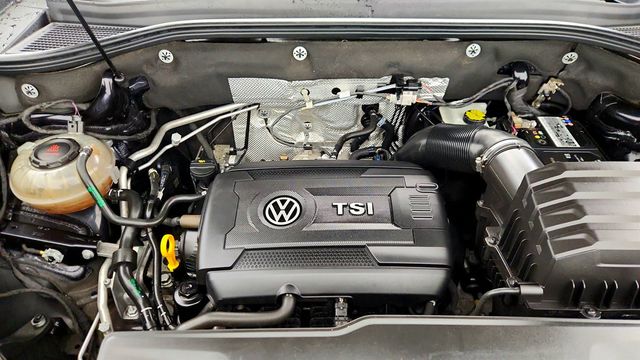 2021 Volkswagen Atlas Cross Sport 2.0T SE w/Technology with Power Panoramic Sunroof - 22958414 - 26