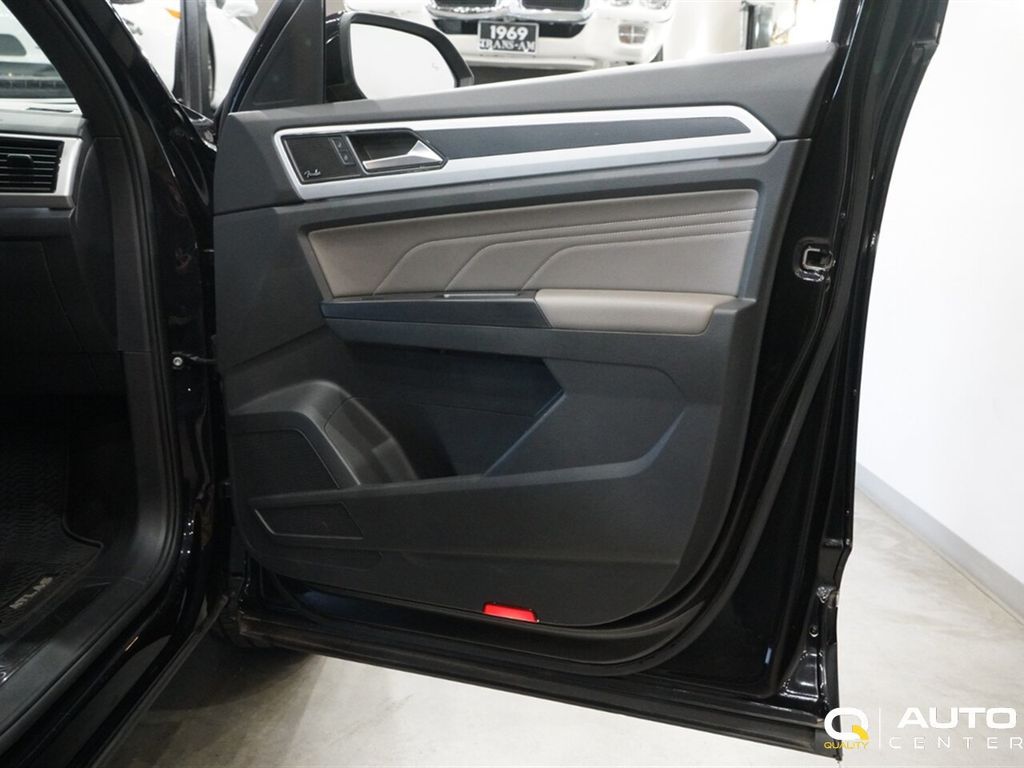 2021 Volkswagen Atlas Cross Sport 3.6L V6 SEL Premium R-Line 4MOTION - 22887690 - 11