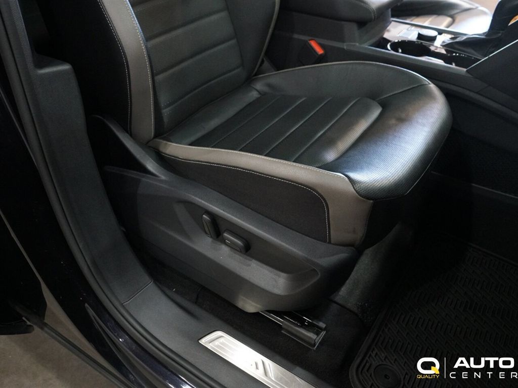 2021 Volkswagen Atlas Cross Sport 3.6L V6 SEL Premium R-Line 4MOTION - 22887690 - 19