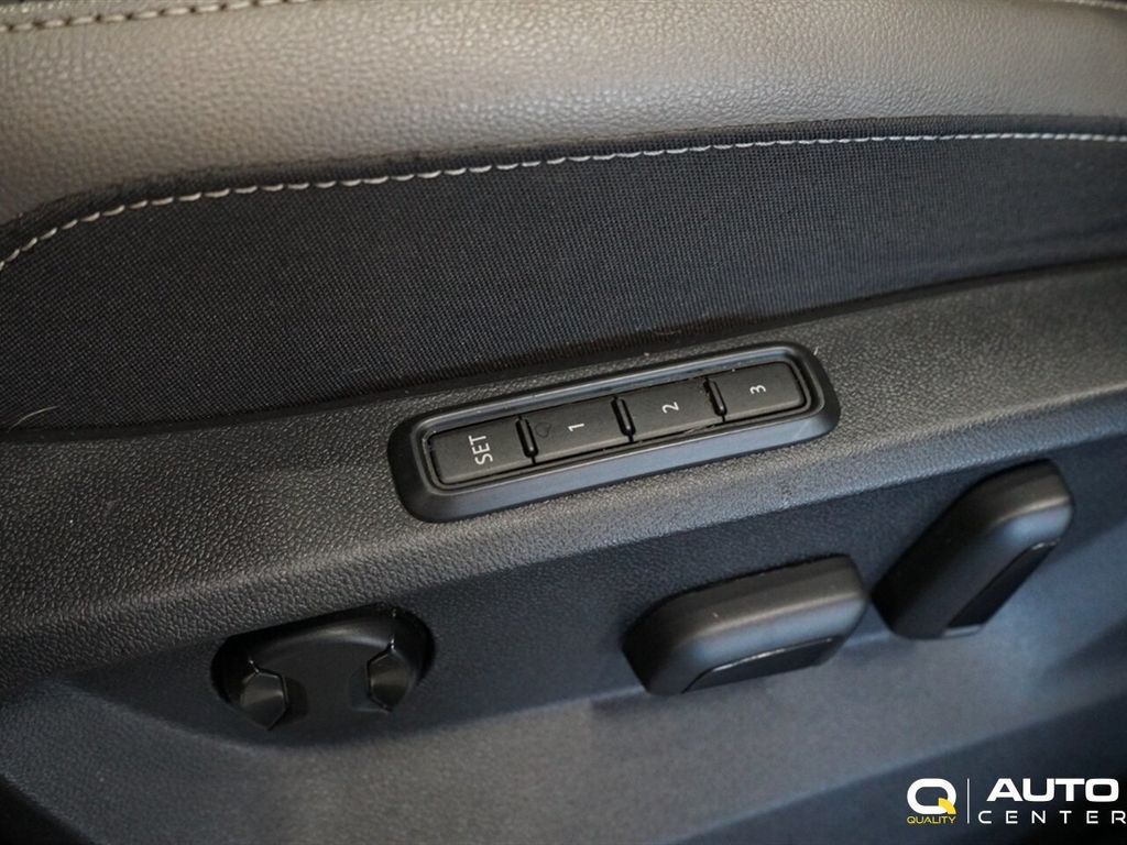 2021 Volkswagen Atlas Cross Sport 3.6L V6 SEL Premium R-Line 4MOTION - 22887690 - 21