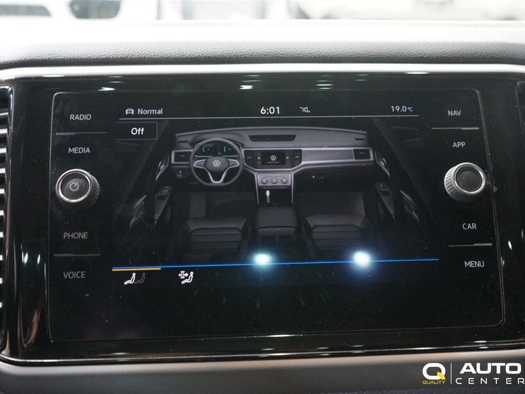 2021 Volkswagen Atlas Cross Sport 3.6L V6 SEL Premium R-Line 4MOTION - 22887690 - 34