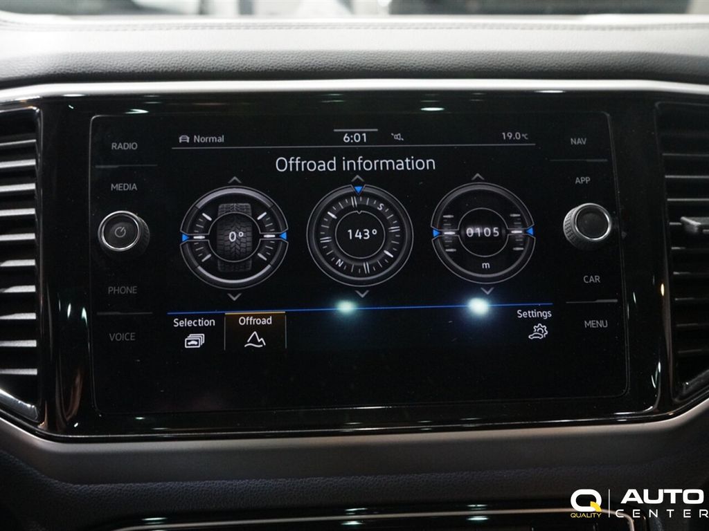 2021 Volkswagen Atlas Cross Sport 3.6L V6 SEL Premium R-Line 4MOTION - 22887690 - 35