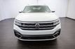 2021 Volkswagen Atlas Cross Sport 3.6L V6 SE w/Technology R-Line 4MOTION - 22910583 - 13