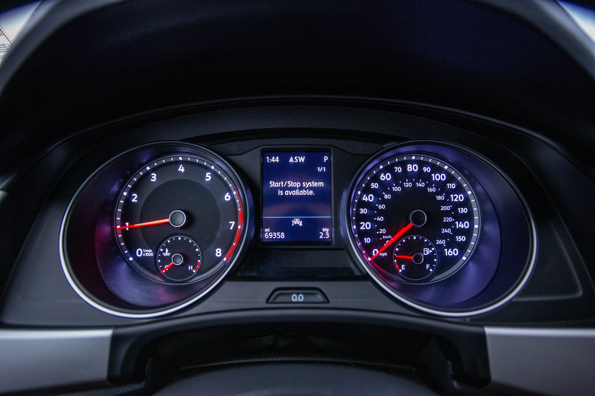 2021 Volkswagen Atlas Cross Sport V6 SE Technology R-Line photo 9