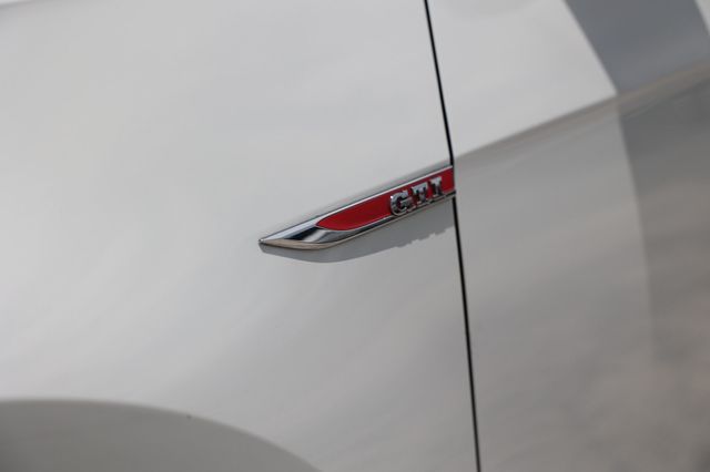 2021 Volkswagen Golf GTI 2.0T SE DSG - 23037149 - 40