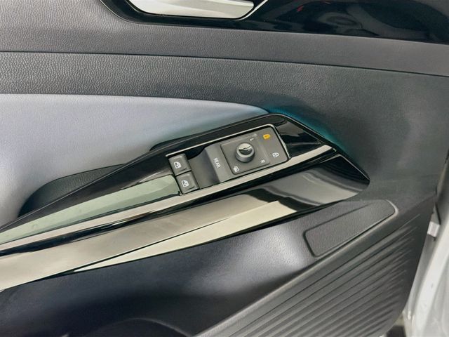 2021 Volkswagen ID.4 Pro AWD - 23060224 - 17