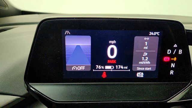 2021 Volkswagen ID.4 Pro AWD - 23014205 - 12