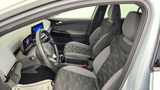 2021 Volkswagen ID.4 Pro AWD - 23014205 - 18