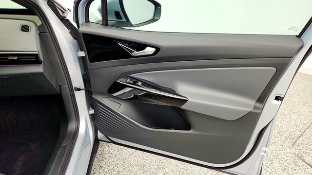2021 Volkswagen ID.4 Pro AWD - 23014205 - 24