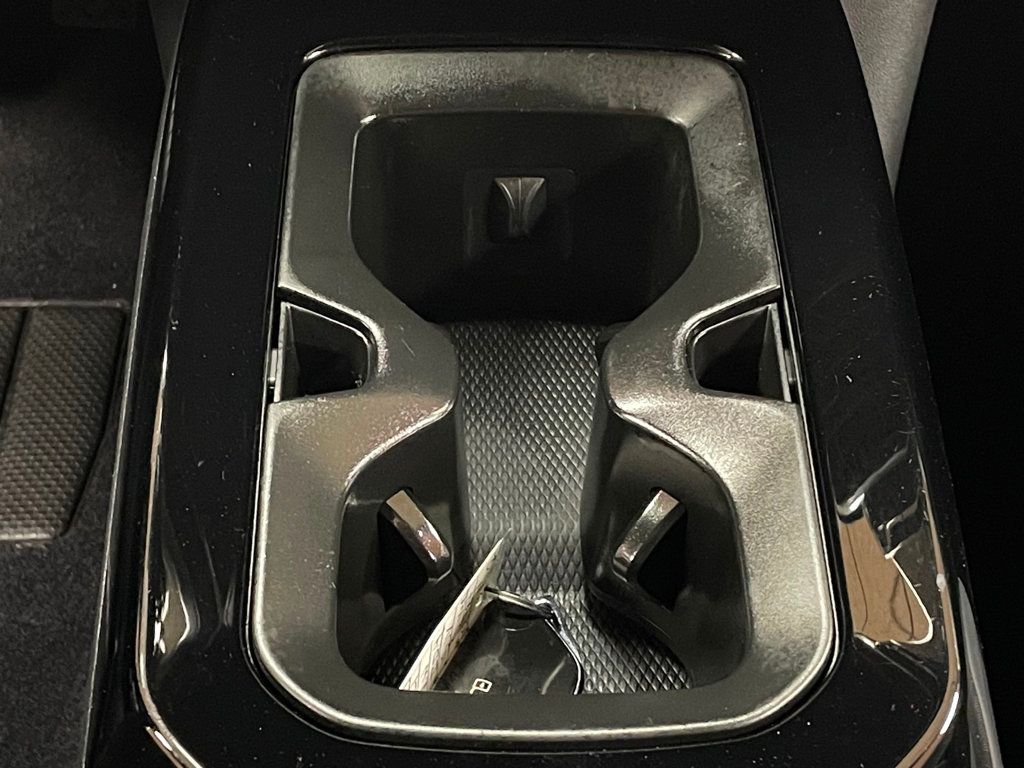 2021 Volkswagen ID.4 Pro RWD - 22948826 - 29