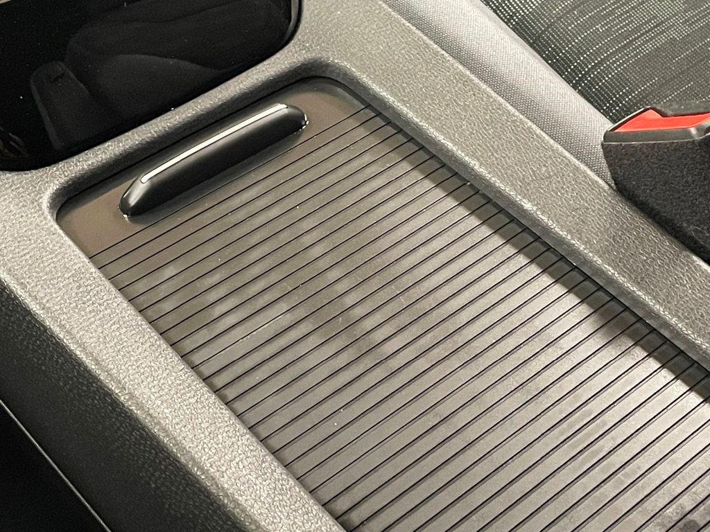 2021 Volkswagen ID.4 Pro RWD - 22948826 - 30