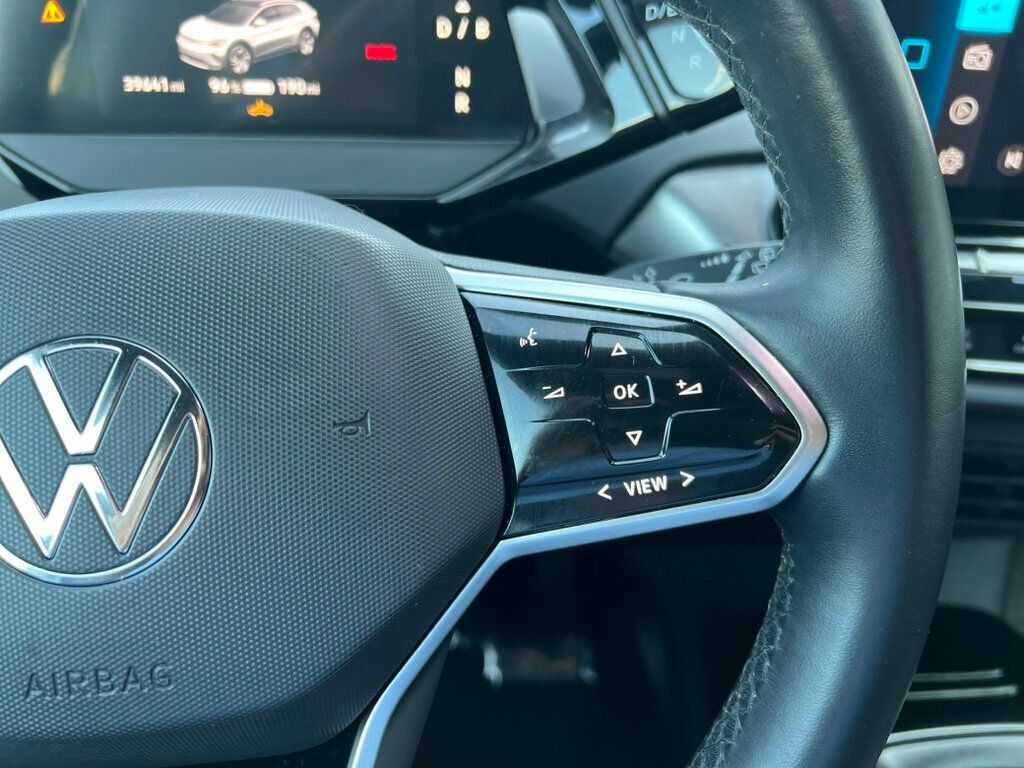 2021 Volkswagen ID.4 Pro photo 16