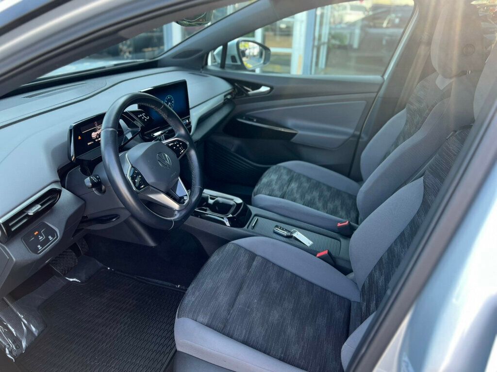 2021 Volkswagen ID.4 Pro photo 23