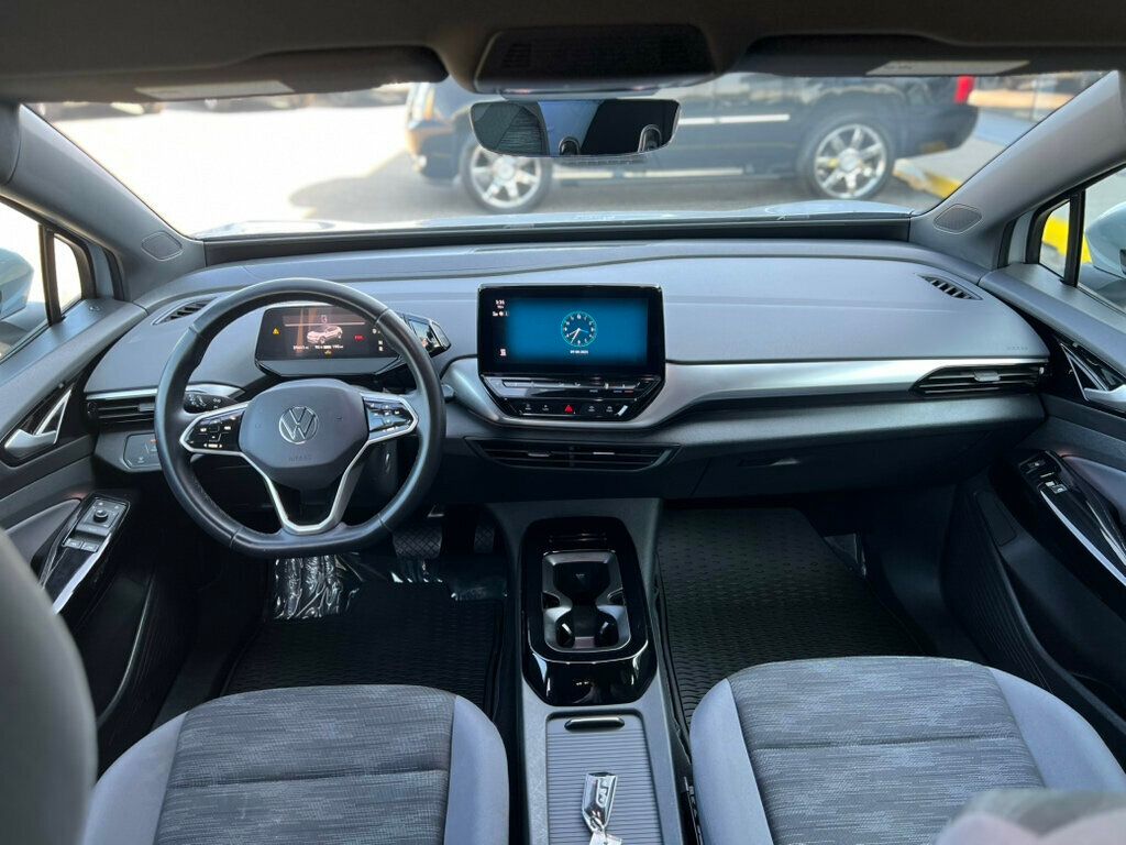 2021 Volkswagen ID.4 Pro photo 24