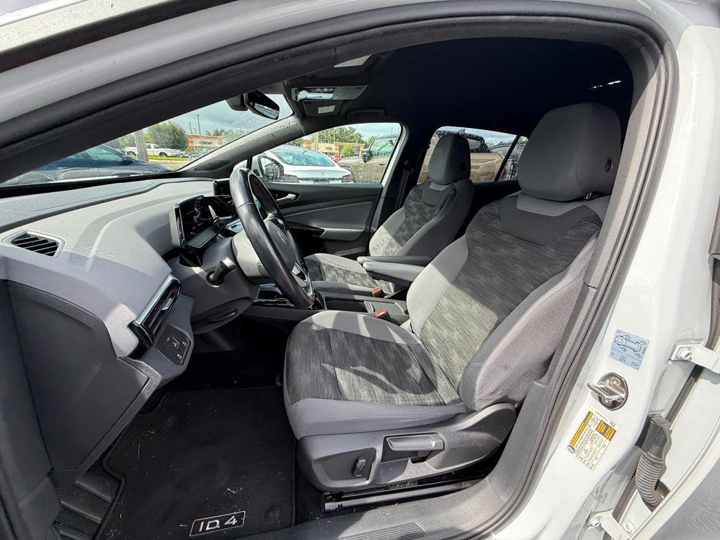 2021 Volkswagen ID.4 Pro photo 10