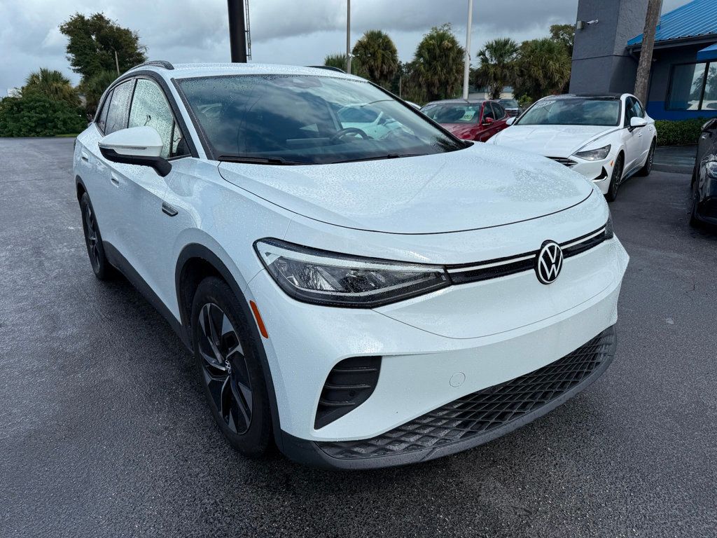 2021 Volkswagen ID.4 Pro photo 3