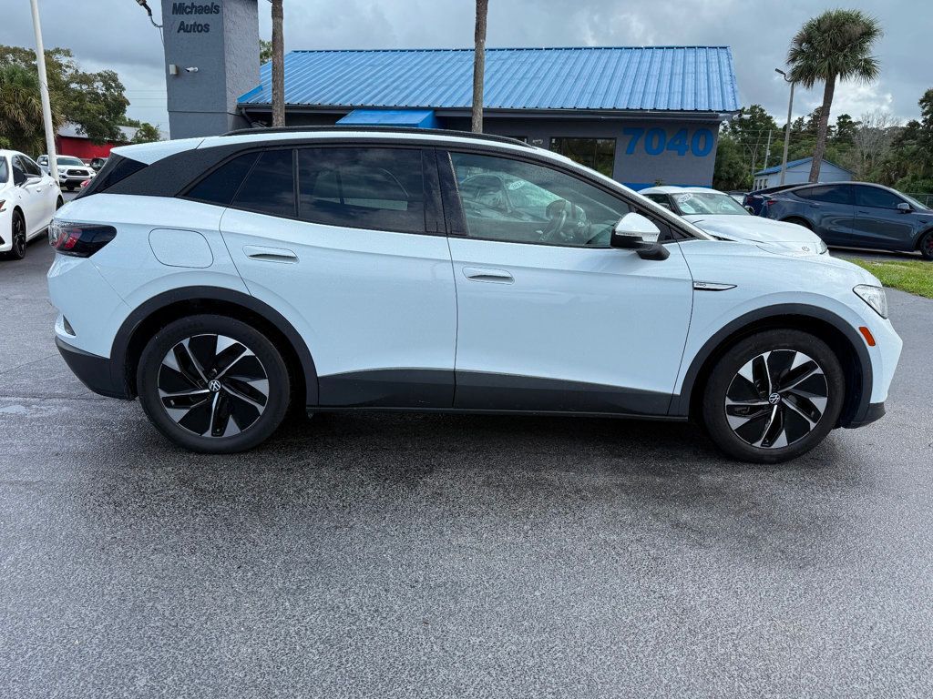 2021 Volkswagen ID.4 Pro photo 4