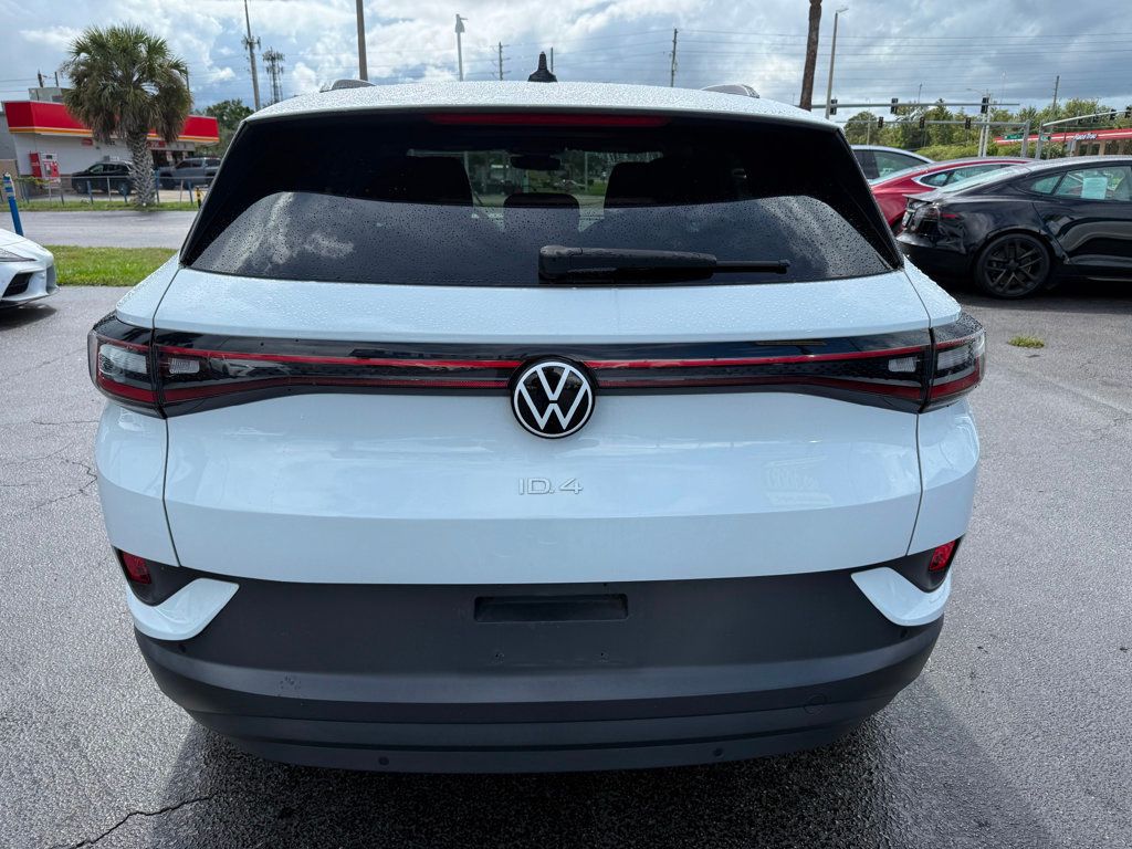 2021 Volkswagen ID.4 Pro photo 6