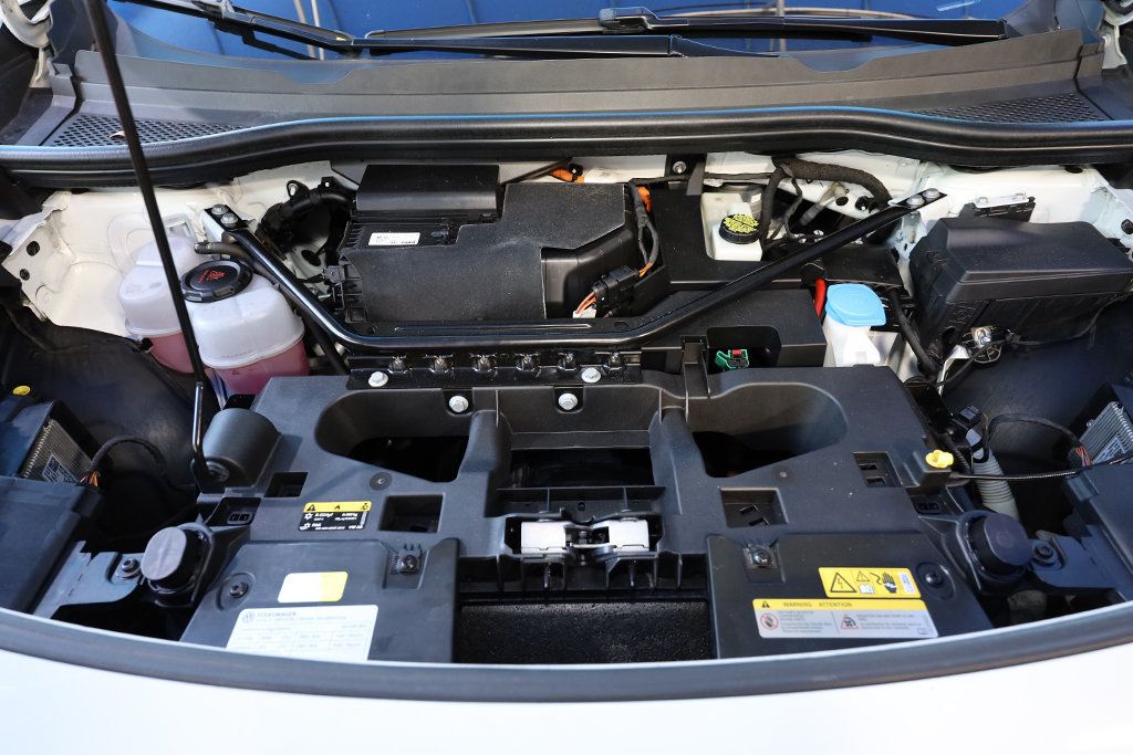 2021 Volkswagen ID.4 Pro S photo 16