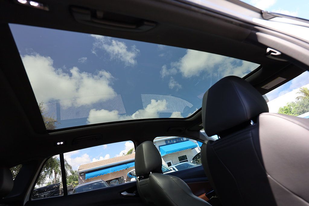 2021 Volkswagen ID.4 Pro S photo 21