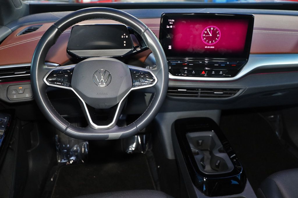 2021 Volkswagen ID.4 Pro S photo 22