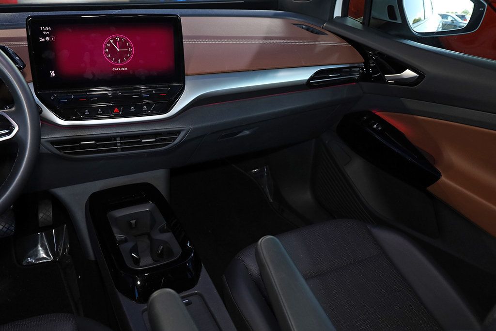 2021 Volkswagen ID.4 Pro S photo 25