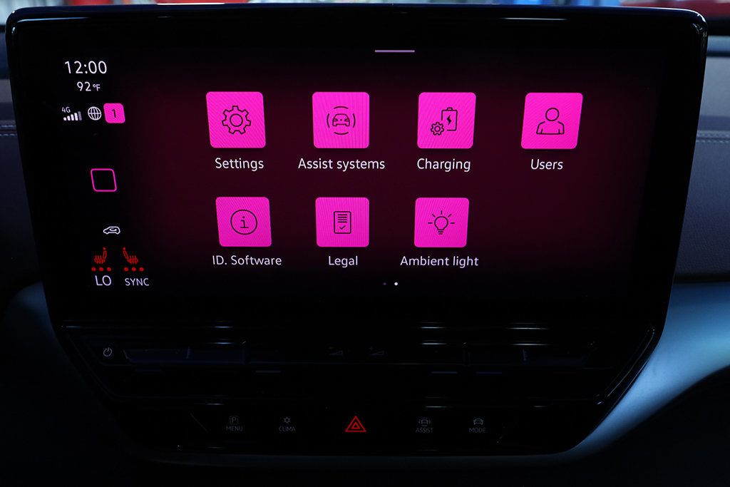 2021 Volkswagen ID.4 Pro S photo 28