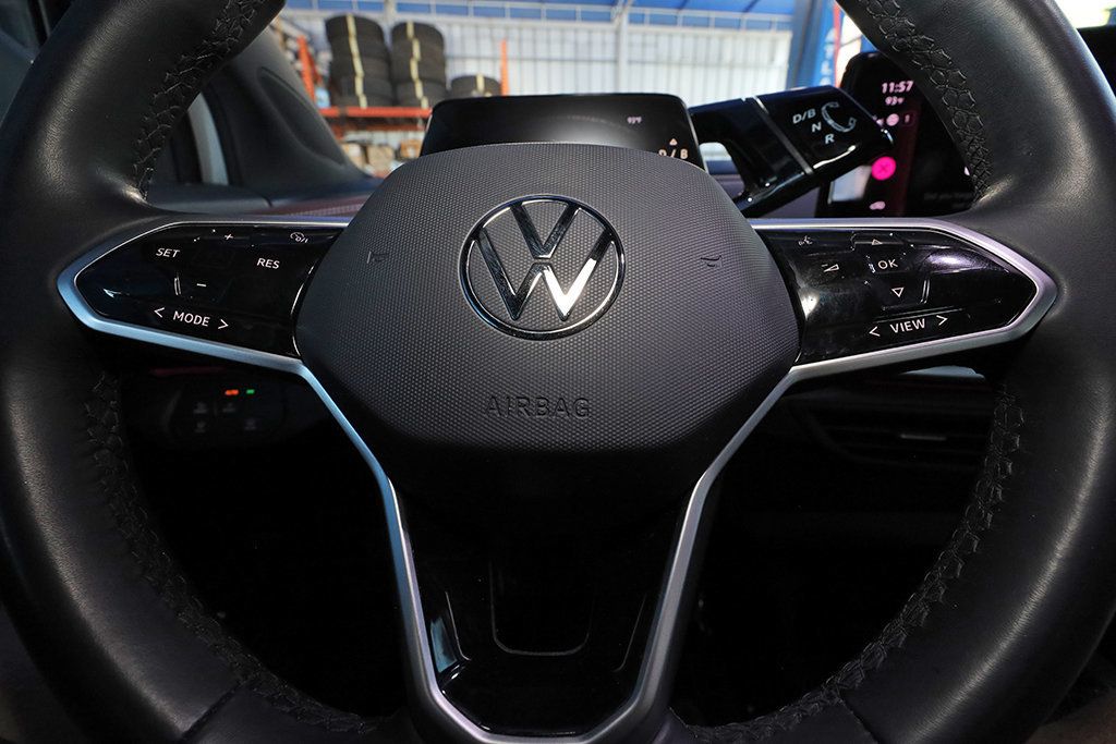 2021 Volkswagen ID.4 Pro S photo 34