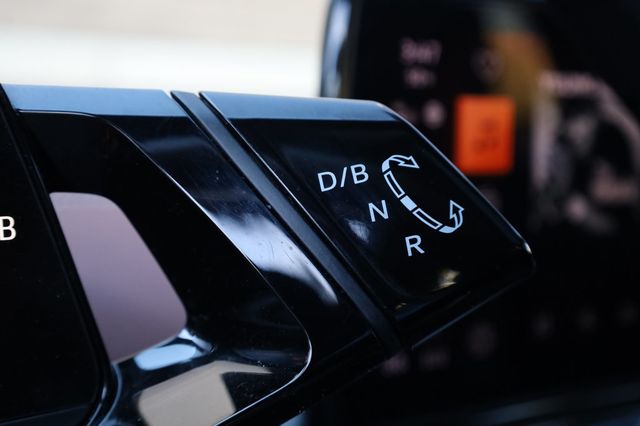 2021 Volkswagen ID.4 Pro S RWD - 22939910 - 33