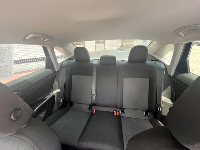 2021 Volkswagen Jetta R Line 4dr Sedan 6M - 23059583 - 15