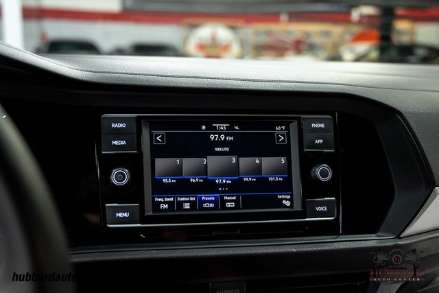 2021 Volkswagen Jetta R-Line Automatic - 22928319 - 21