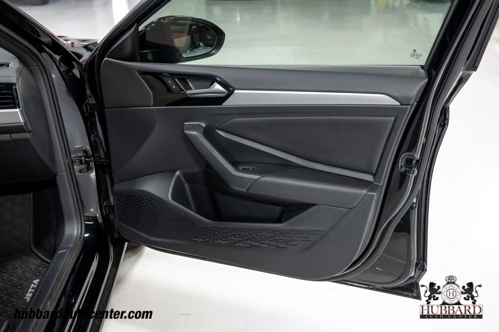 2021 Volkswagen Jetta R-Line Automatic - 22928319 - 25