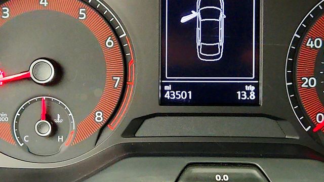2021 Volkswagen Jetta R-Line Automatic w/ Cold Weather Pkg - 23070862 - 14