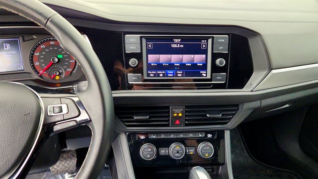 2021 Volkswagen Jetta R-Line Automatic w/ Cold Weather Pkg - 23070862 - 16