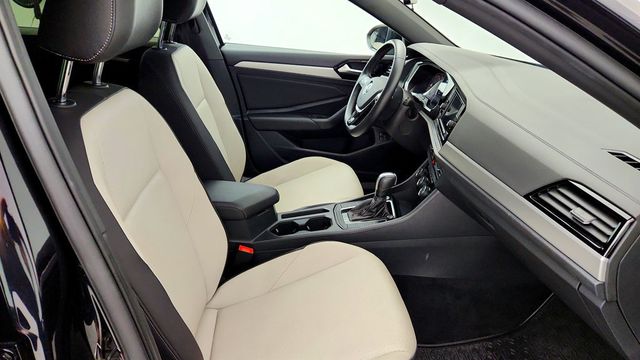 2021 Volkswagen Jetta R-Line Automatic w/ Cold Weather Pkg - 23070862 - 22