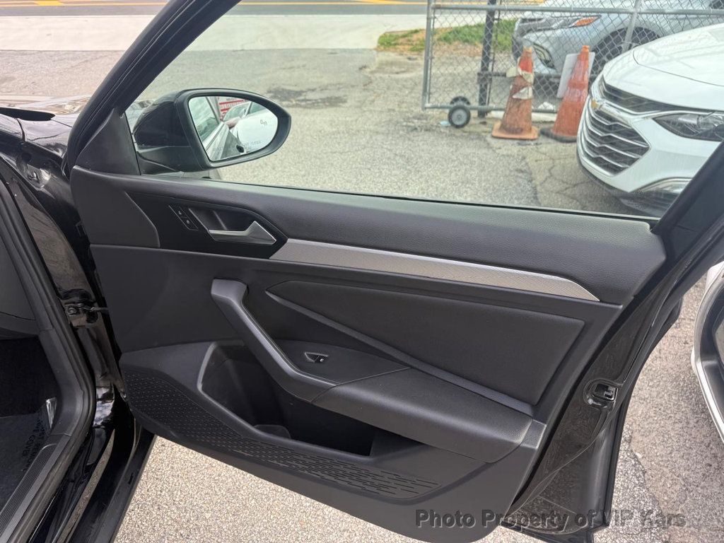 2021 Volkswagen Jetta SE Automatic - 22964423 - 9