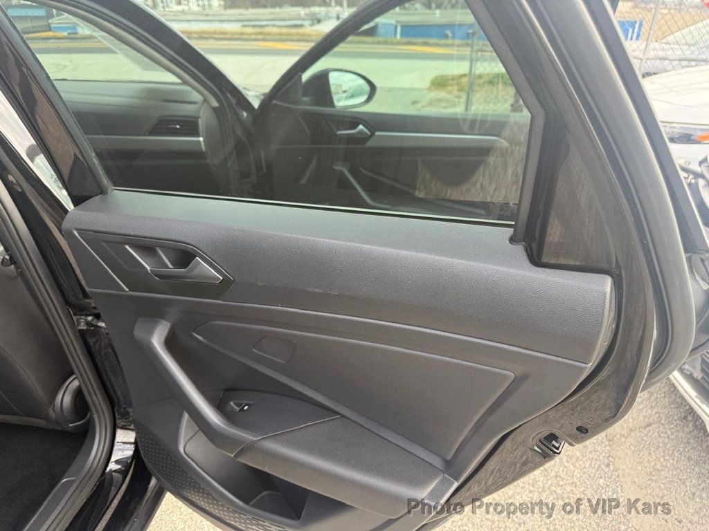 2021 Volkswagen Jetta SE Automatic - 22964423 - 11