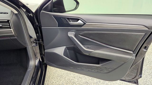 2021 Volkswagen Jetta SEL Automatic - 23023888 - 24