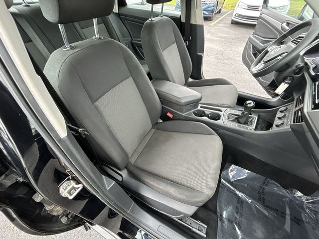 2021 Volkswagen Jetta S Manual - 23001820 - 19