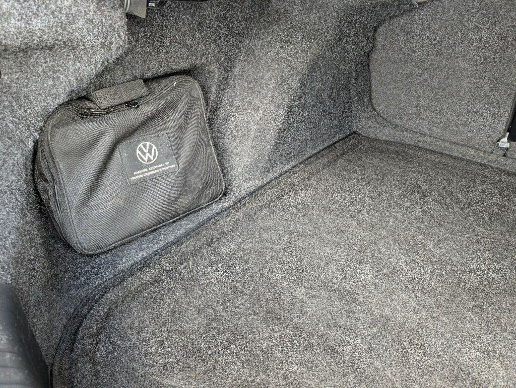 2021 Volkswagen Jetta GLI THREE PEDAL TURBO - 22968522 - 28