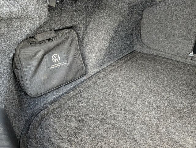 2021 Volkswagen Jetta GLI THREE PEDAL TURBO - 22968522 - 28