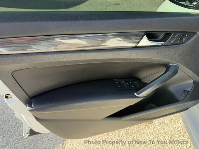 2021 Volkswagen Passat 2.0T R-Line Automatic - 22953139 - 18