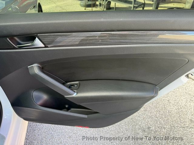 2021 Volkswagen Passat 2.0T R-Line Automatic - 22953139 - 19