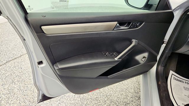 2021 Volkswagen Passat 2.0T S Automatic - 22970633 - 9