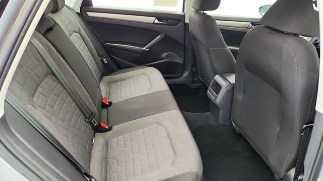 2021 Volkswagen Passat 2.0T S Automatic - 22970633 - 21