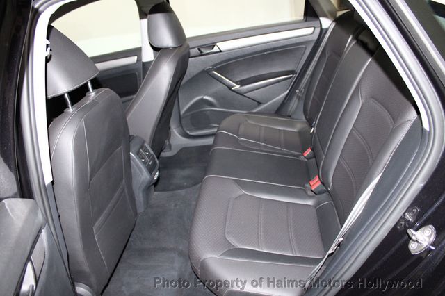 2021 Volkswagen Passat 2.0T SE Automatic - 22786114 - 14