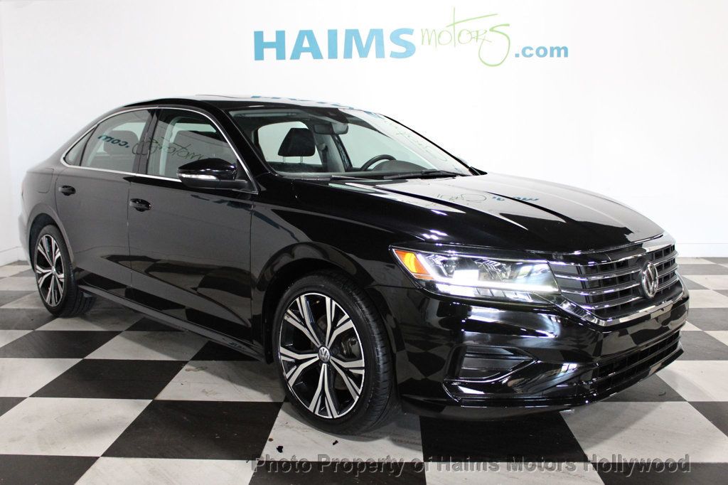 2021 Volkswagen Passat 2.0T SE photo 4