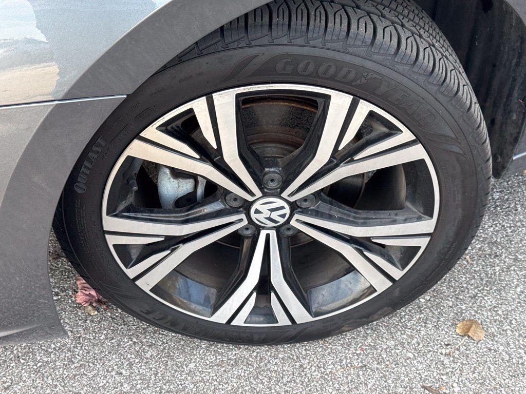 2021 Volkswagen Passat 2.0T SE Automatic - 23100149 - 1