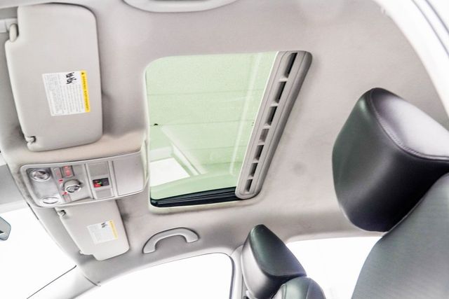 2021 Volkswagen Passat 2.0T SE Automatic - 22956655 - 34